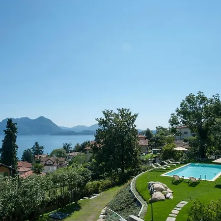 Sleeps 10 Pool Air Con Wifi Villa Baveno